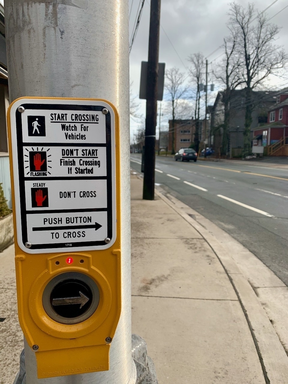 A pedestrian beg button in Halifax